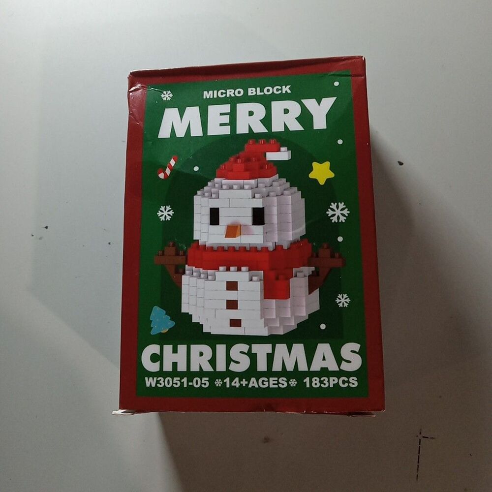 Christmas Snowman  Building Blocks 183 pc Micro Block